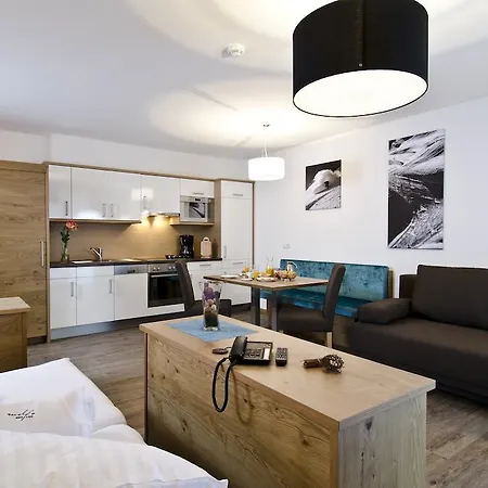 Apart Otel Wolfs Aparts + 4*